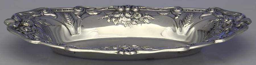 1212 (Sterling, Hollowware) 12" Bread Tray by Frank Whiting-1