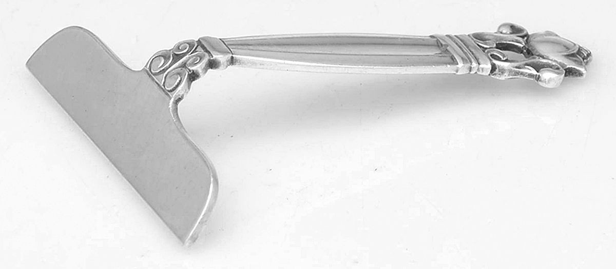 Acorn (Sterling, 1915) Food Pusher Solid by Georg Jensen (Denmark)-1
