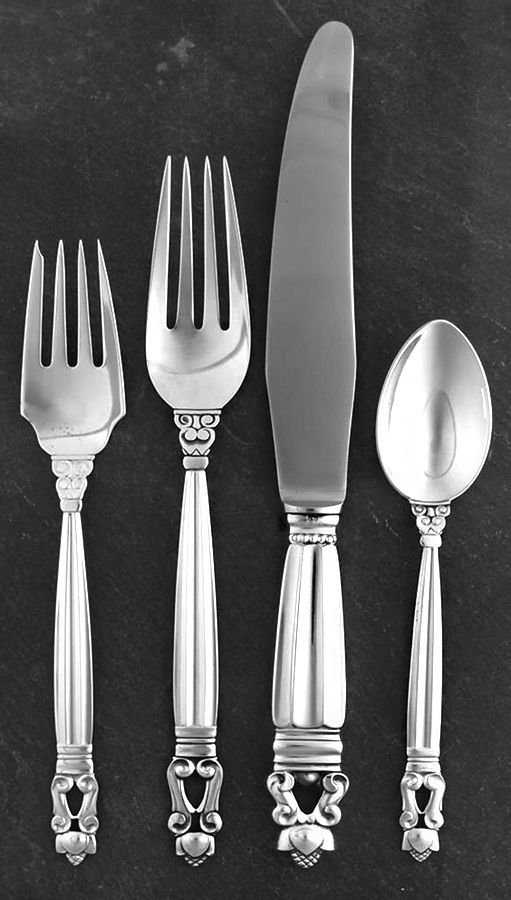Acorn (Sterling, 1915) 4 Piece Dinner Size Setting by Georg Jensen (Denmark)-1