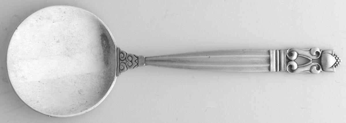 Acorn (Sterling, 1915) Small Solid Pastry Server by Georg Jensen (Denmark)-1