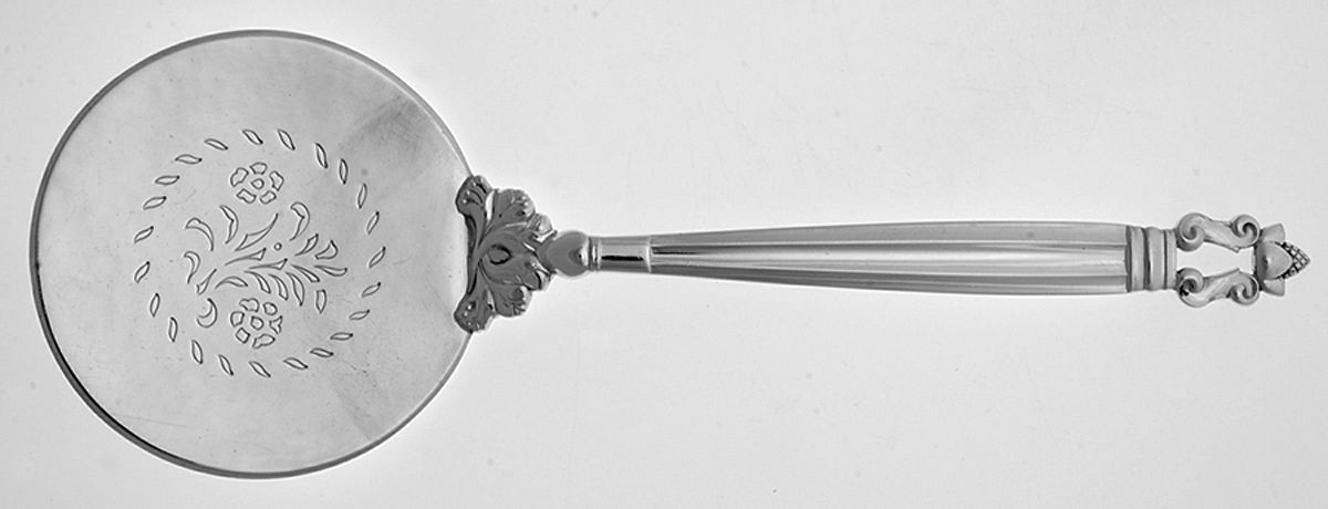 Acorn (Sterling, 1915) Solid Chased Pie Serving Spoon by Georg Jensen (Denmark)-1