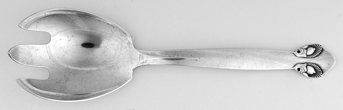 Bittersweet (Sterling, 1940) Medium Solid Serving Fork by Georg Jensen (Denmark)-1