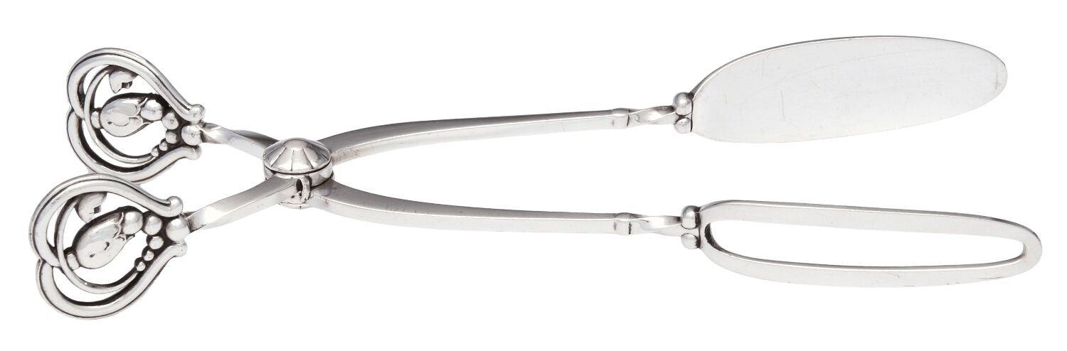 Blossom (Sterling, 1919) Large Solid Sandwich Tongs by Georg Jensen (Denmark)-1