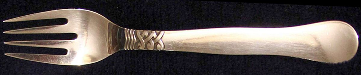 Nordic-Ladby (Sterling, 1927) Dessert Fork by Georg Jensen (Denmark)-1