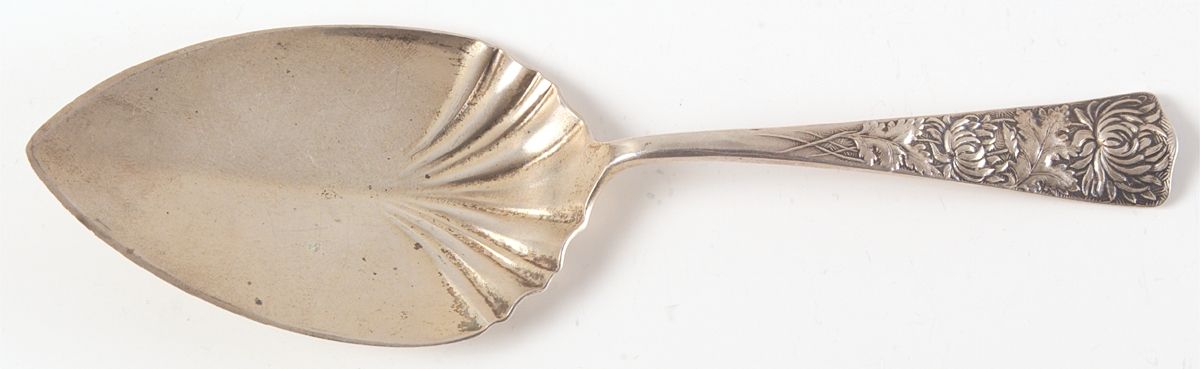 Chrysanthemum (Sterling, 1885) Small Solid Pie Knife by George W Shiebler-1