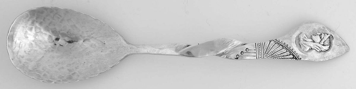 Medallion-F (Sterling, 1890) Preserve Spoon by George W Shiebler-1