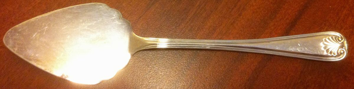 English Shell (Stainless) Solid Cheese Server by Gentry Silver-1