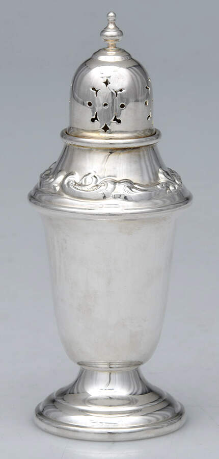 Baronial (Silverplate, Hollowware, Heritage) Salt Shaker by Gorham Silver-1