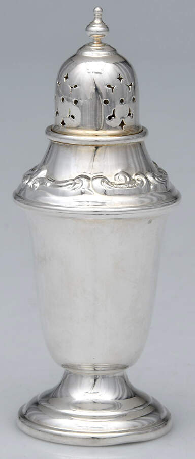 Baronial (Silverplate, Hollowware, Heritage) Pepper Shaker by Gorham Silver-1