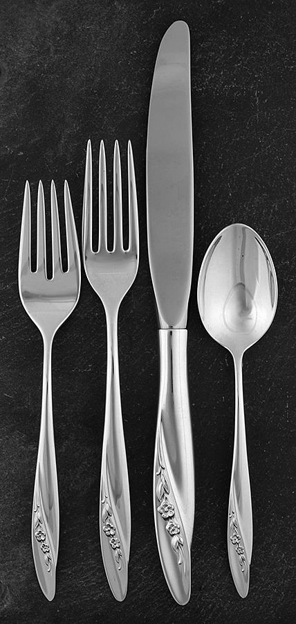 Blithe Spirit (Sterling, 1959) 4 Piece Place Size Setting by Gorham Silver-1