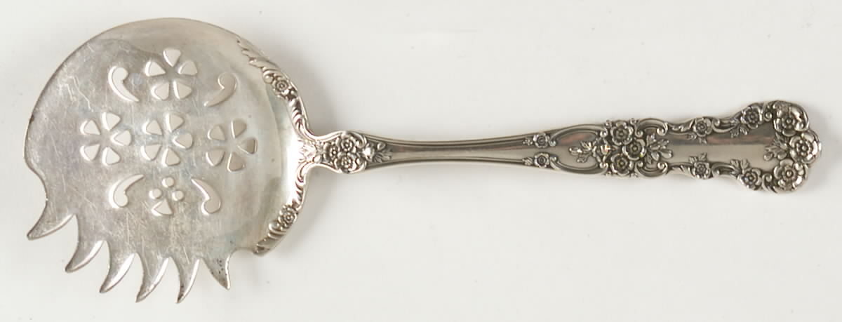 Buttercup (Sterling, Lion-Anchr-G, 1899, Mono) Small Cucumber-Tomato Server w/Saw Edge by Gorham Silver-1