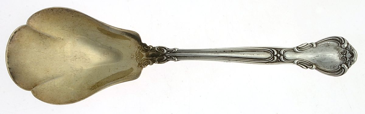 Chantilly (Sterling, 1895, Lion-Anchor-G, No Mono) Large Jelly Spoon by Gorham Silver-1