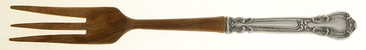 Chantilly (Sterling, 1895, Lion-Anchor-G, No Mono) Salad Serving Fork with Wooden Prongs by Gorham Silver-1