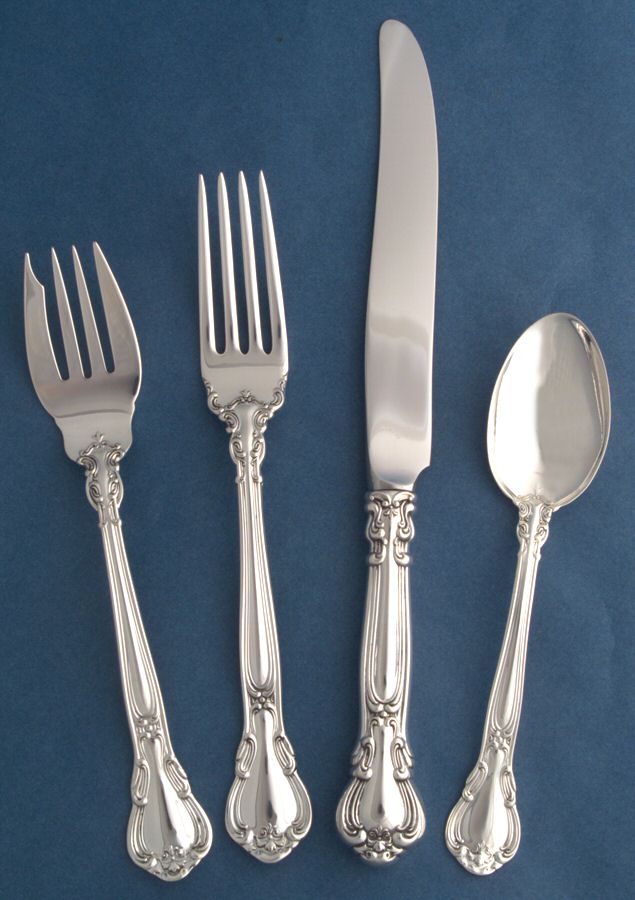Chantilly (Sterling, 1895, Lion-Anchor-G, No Mono) 4 Piece Place Size Setting by Gorham Silver-1