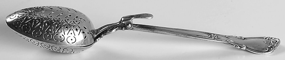 Chantilly (Sterling, 1895, Lion-Anchor-G, No Mono) Solid Individual Tea Ball/Spoon by Gorham Silver-1