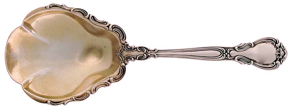 Chantilly (Sterling, 1895, Lion-Anchor-G, No Mono) Large Solid Shell Berry/Casserole Spoon by Gorham Silver-1