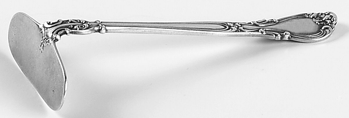 Chantilly (Sterling, 1895, Lion-Anchor-G, No Mono) Food Pusher Solid by Gorham Silver-1