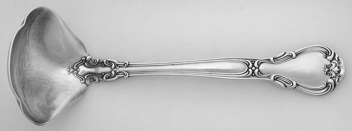 Chantilly (Sterling, 1895, Lion-Anchor-G, No Mono) Solid Gravy Ladle by Gorham Silver-1