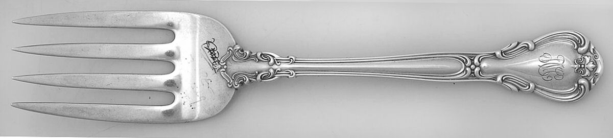 Chantilly (Sterling, 1895, Lion-Anchor-G, No Mono) Medium Solid Serving Fork by Gorham Silver-1