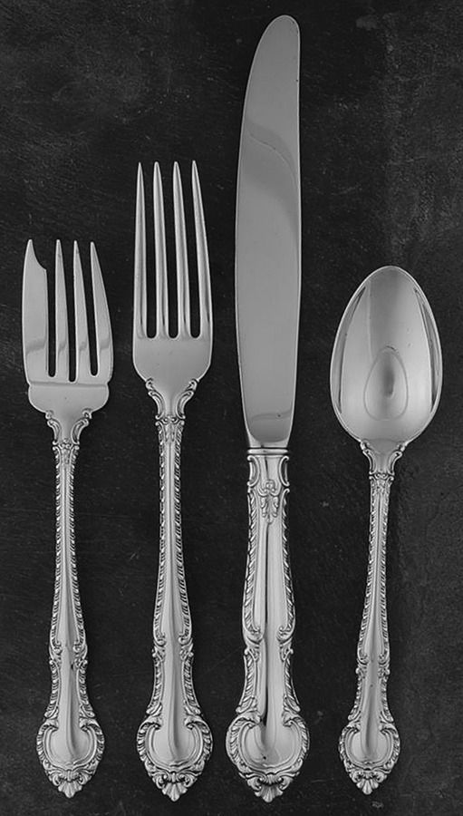English Gadroon (Sterling, 1939, No Monos) 4 Piece Place Size Setting by Gorham Silver-1