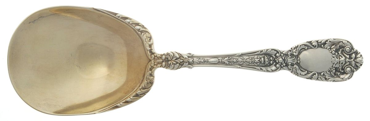 Florentine-Florenz (Sterling, 1901) Large Solid Berry/Casserole Spoon by Gorham Silver-1