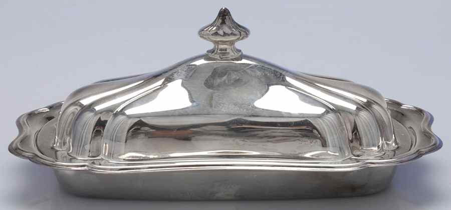 Fluted (Plated, Hollowware, Heritage) 1/4lb Covered Butter with Liner by Gorham Silver-1