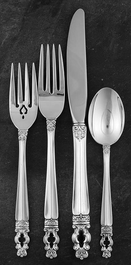Hispana-Sovereign (Sterling, 1968) 32 Piece Estate Set by Gorham Silver-1