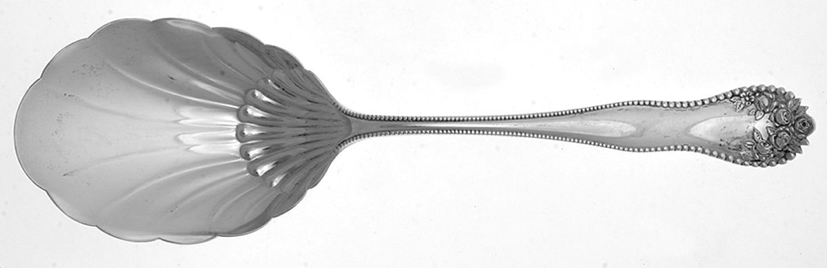 Lancaster (Sterling, 1897, No Monograms) Large Solid Shell Berry/Casserole Spoon by Gorham Silver-1