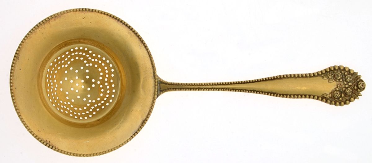 Lancaster (Sterling, 1897, No Monograms) Solid Individual Overcup Tea Strainer by Gorham Silver-1