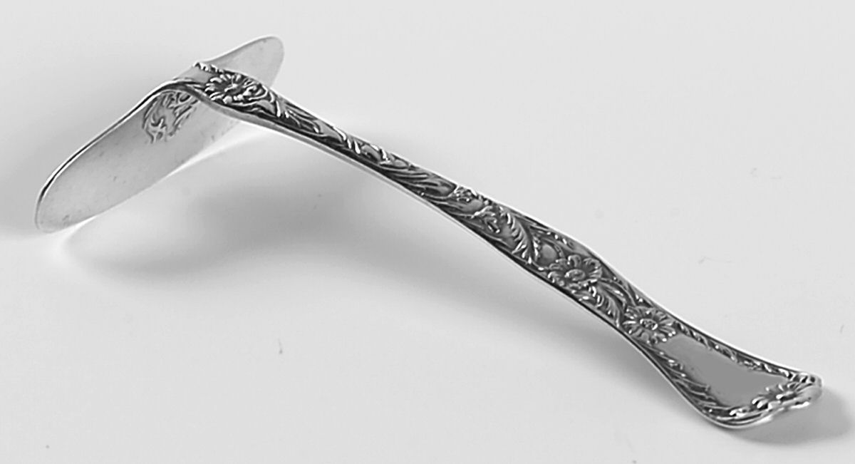 Marguerite (Sterling, 1901) Food Pusher Solid by Gorham Silver-1