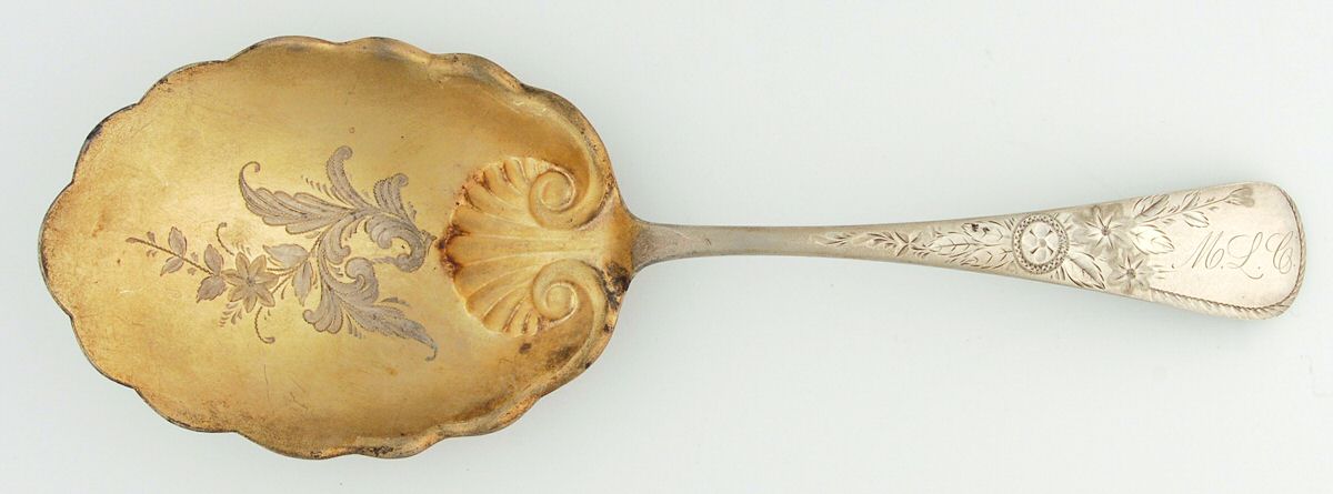 Marguerite-Engraved (Sterling, 1885) Bright Cut Solid Large Berry/Casserole Spoon by Gorham Silver-1