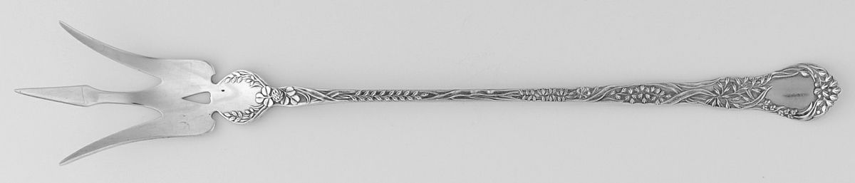 Meadow (Sterling, 1897) Large Lettuce Serving Fork by Gorham Silver-1