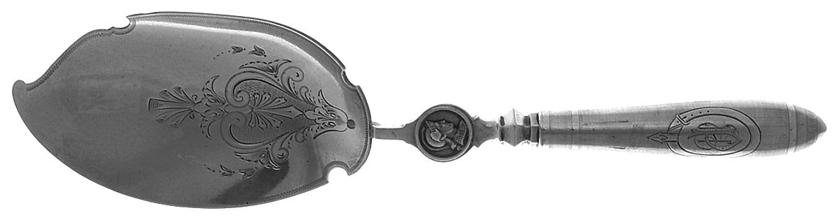 Medallion (Sterling, 1864) Ice Cream Server with Silverplate Blade by Gorham Silver-1