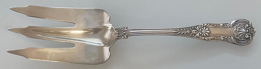 New Queens (Sterling, 1895) Solid Salad Serving Fork by Gorham Silver-1