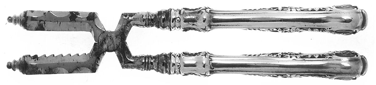 New Queens (Sterling, 1895) Silverplate Grip Nut Cracker by Gorham Silver-1