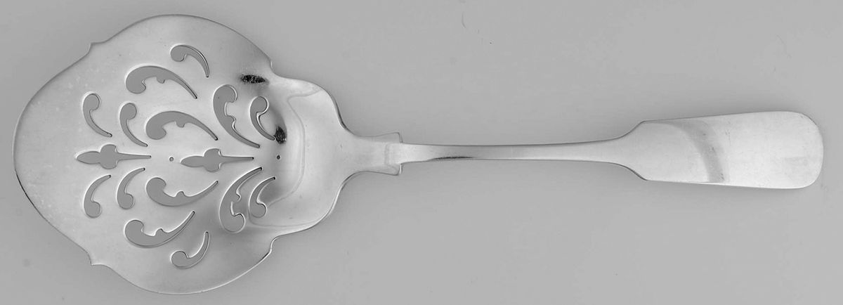 Old English Tipt (Sterling) Extra Weight Solid Piece Tomato Server by Gorham Silver-1