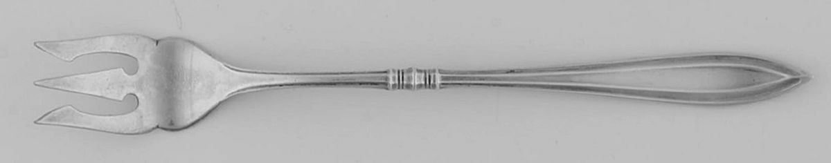 Portsmouth (Sterling, 1918, No Monograms) Olive Fork by Gorham Silver-1