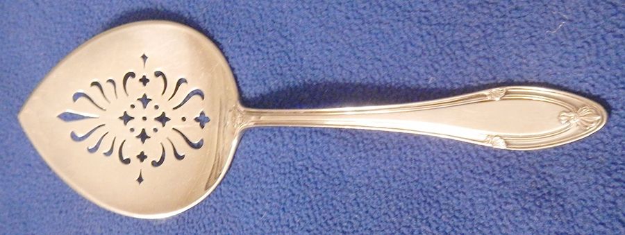 Providence (Silverplate, 1920) Tomato Server, Solid Piece by Gorham Silver-1