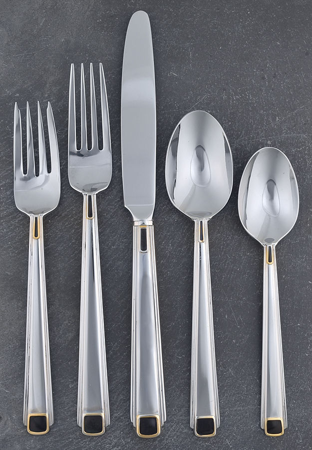 Regalia Court-Onyx (Stainless, Gold Accent) 5 Piece Place Setting by Gorham Silver-1