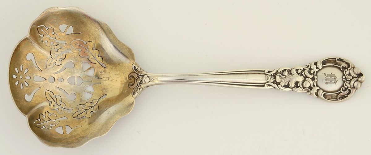 Royal Oak (Sterling, 1902, No Monograms) Solid Bon Bon Spoon with Pierced Bowl by Gorham Silver-1