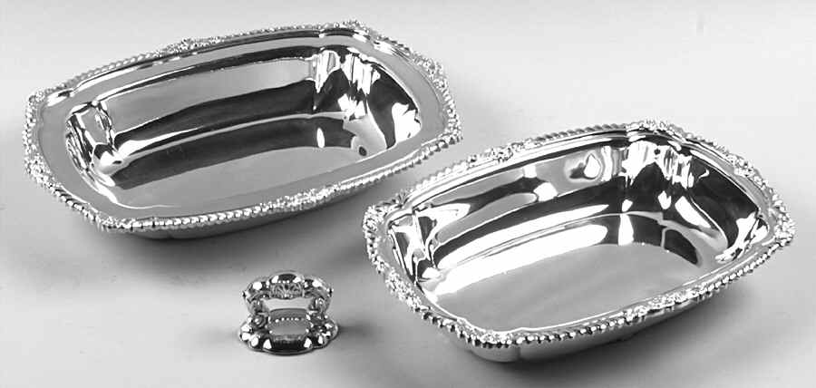 Shell & Gadroon (Silverplate, Hollowware) Double Vegetable Bowl by Gorham Silver-1