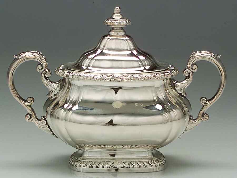 Shell & Gadroon (Silverplate, Hollowware) Sugar Bowl & Lid by Gorham Silver-1