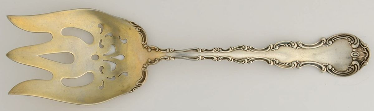 Strasbourg (Sterling, Lion-Anchor-G, 1897) Solid Salad Serving Fork by Gorham Silver-1