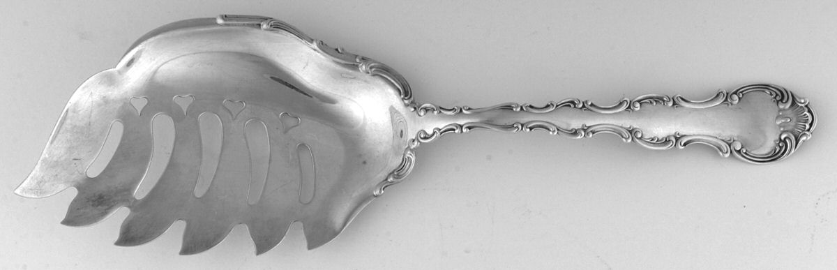 Strasbourg (Sterling, Lion-Anchor-G, 1897) Solid Macaroni Server by Gorham Silver-1