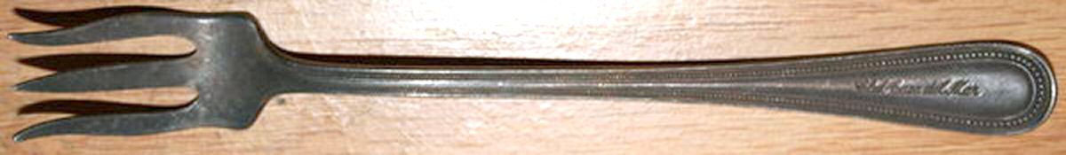 Vanderbilt (Silverplate, 1900) Cocktail/Seafood Fork by Gorham Silver-1