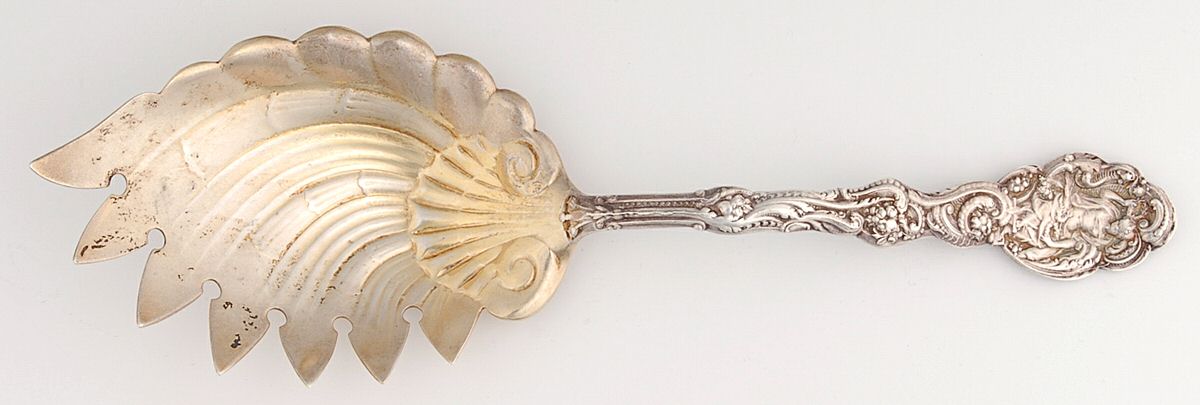 Versailles (Sterling, 1888, No Monograms) Fork-Vegetable/Serving-Solid by Gorham Silver-1