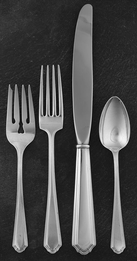Washington Irving (Silverplate, 1923-1927) 4 Piece Place Setting by Gorham Silver-1