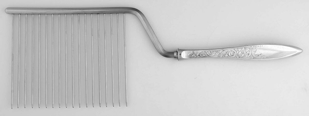 White Paisley (Sterling, 1966) Cake Breaker with Silverplate Prongs by Gorham Silver-1