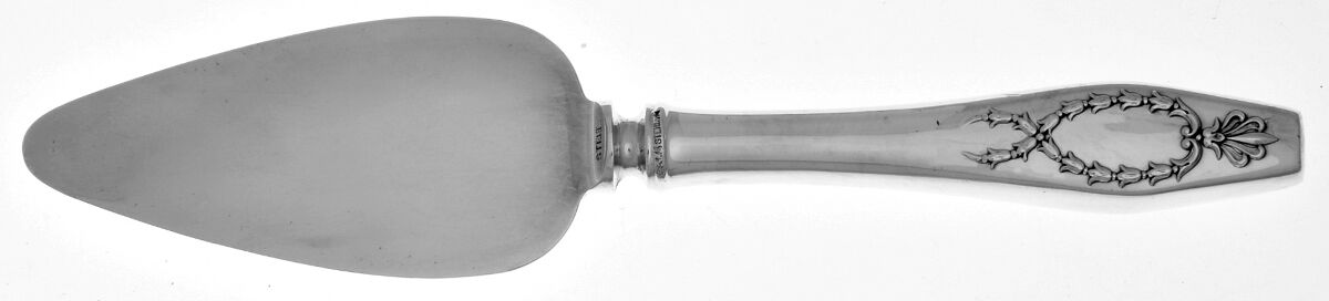 Wreath (Sterling, 1911) Cheese Server with Silverplate Blade by Gorham Silver-1
