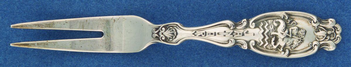 Zodiac (Sterling, 1906) Individual Berry Fork by Gorham Silver-1